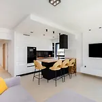 Luxury Apartment N&P