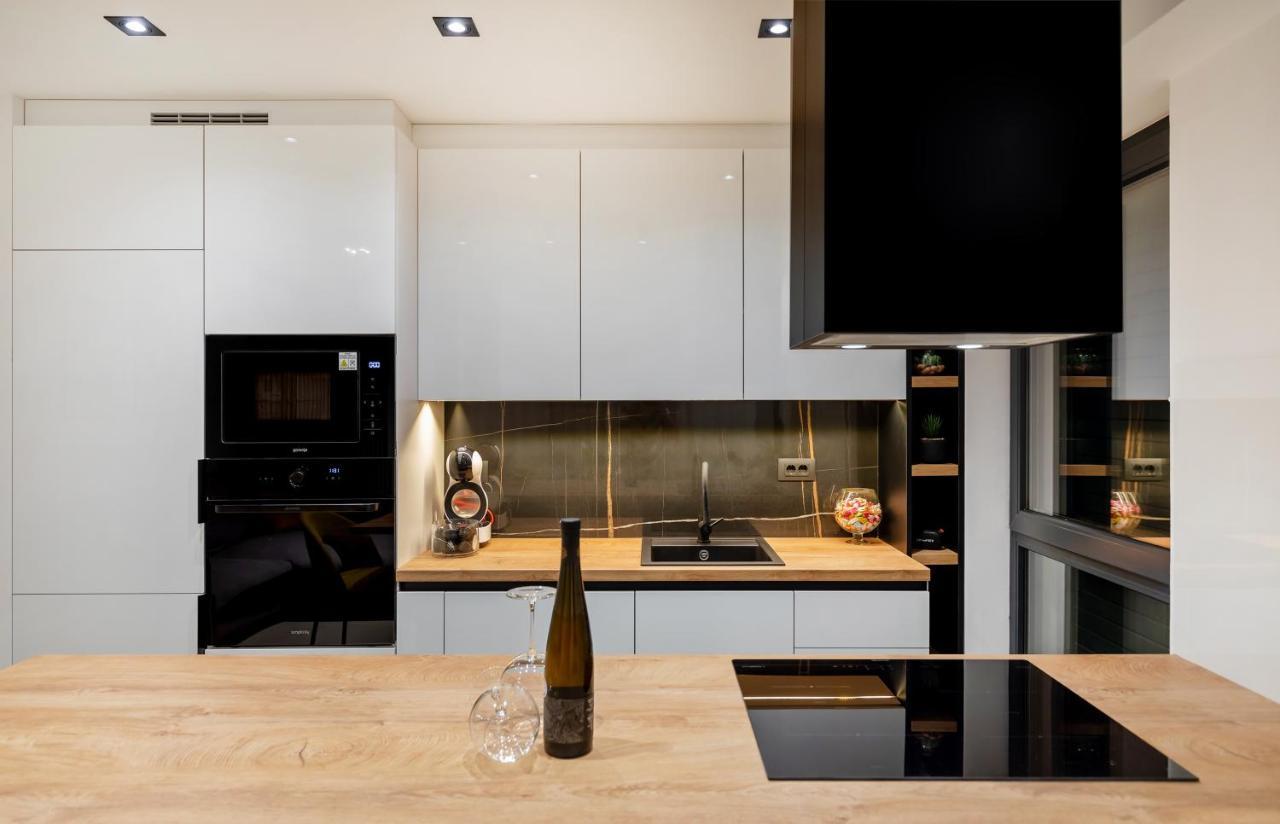 Luxury N&p Apartman *